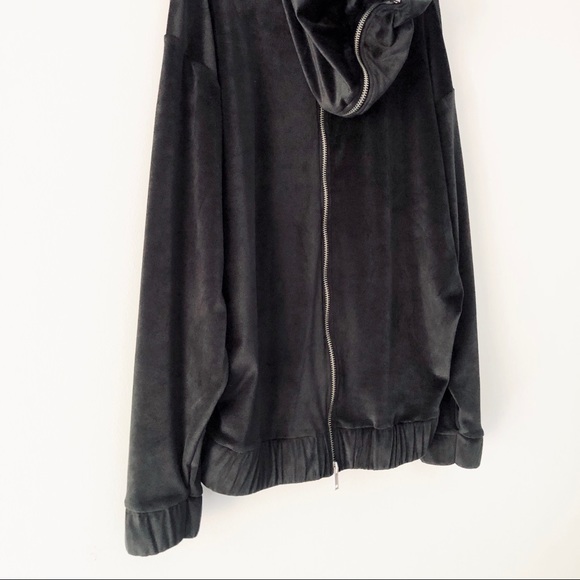 ASOS x Laquan Smith Black Velvet Zipper Tracksuit - Picture 5 of 10